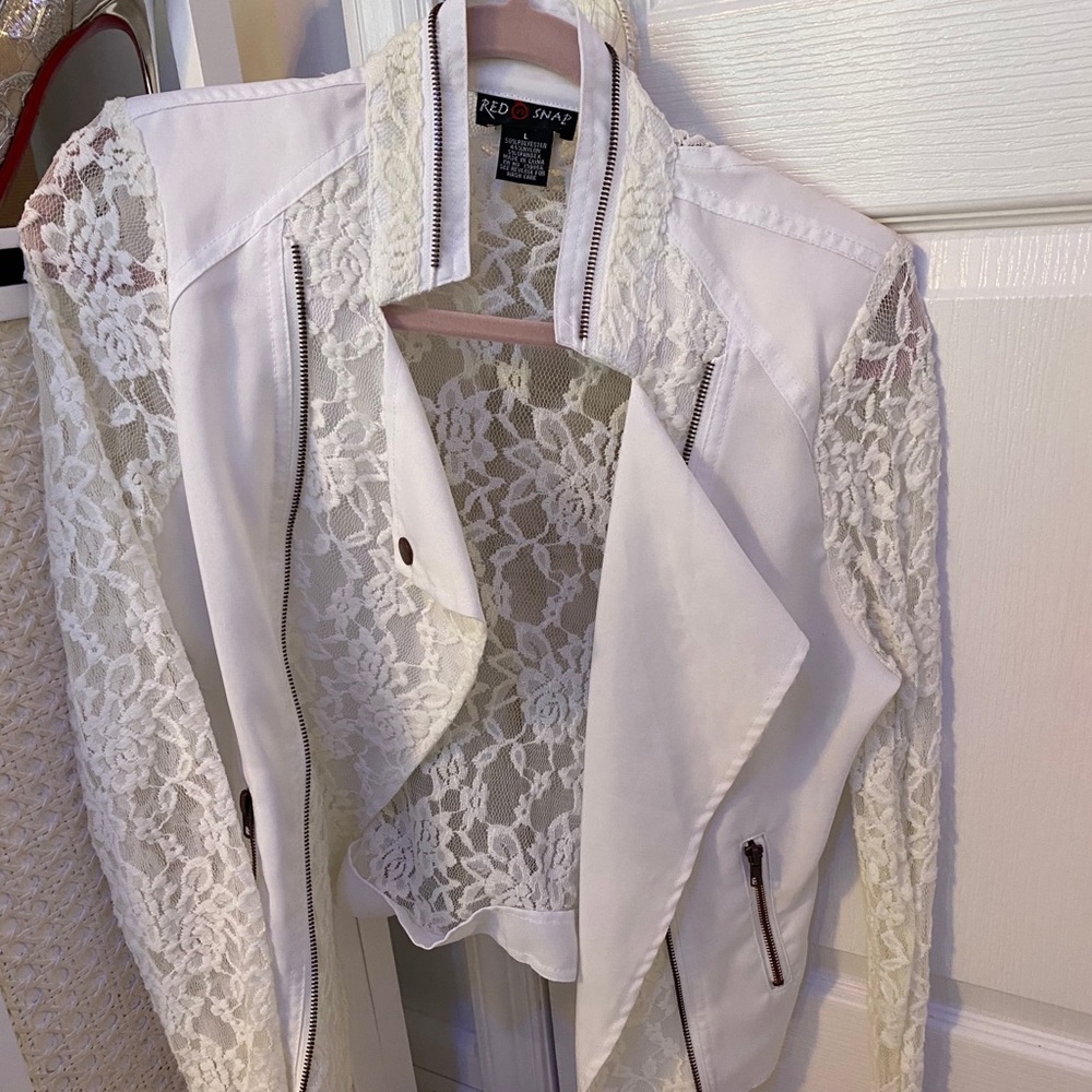 White Lace Jacket - Picture 3 of 3